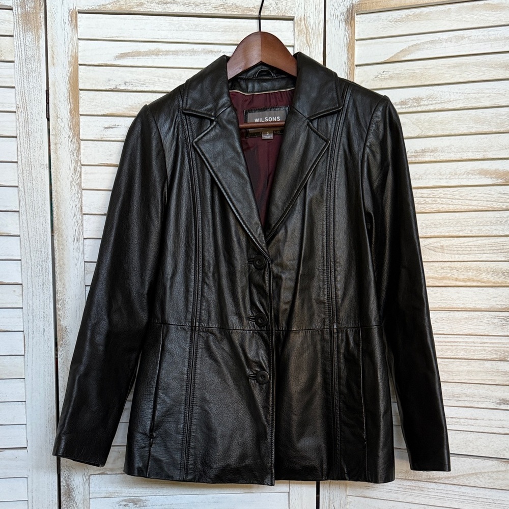 Wilsons Leather Women's Vintage Classic Black Leather Jacket